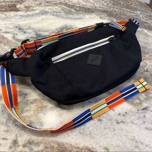 Chaco Radlands Hip Pack, Black with patterned belt.